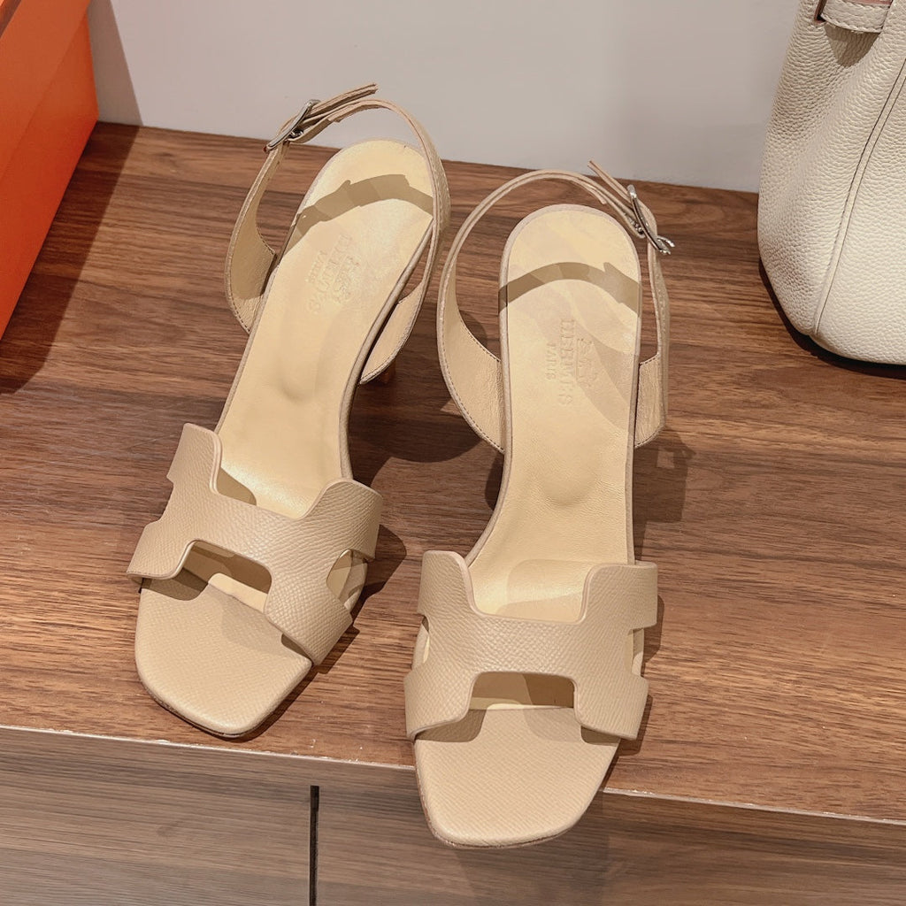 HERMES HOLY 105 SANDAL IN BISQUE BEIGE GRAINED CALFSKIN