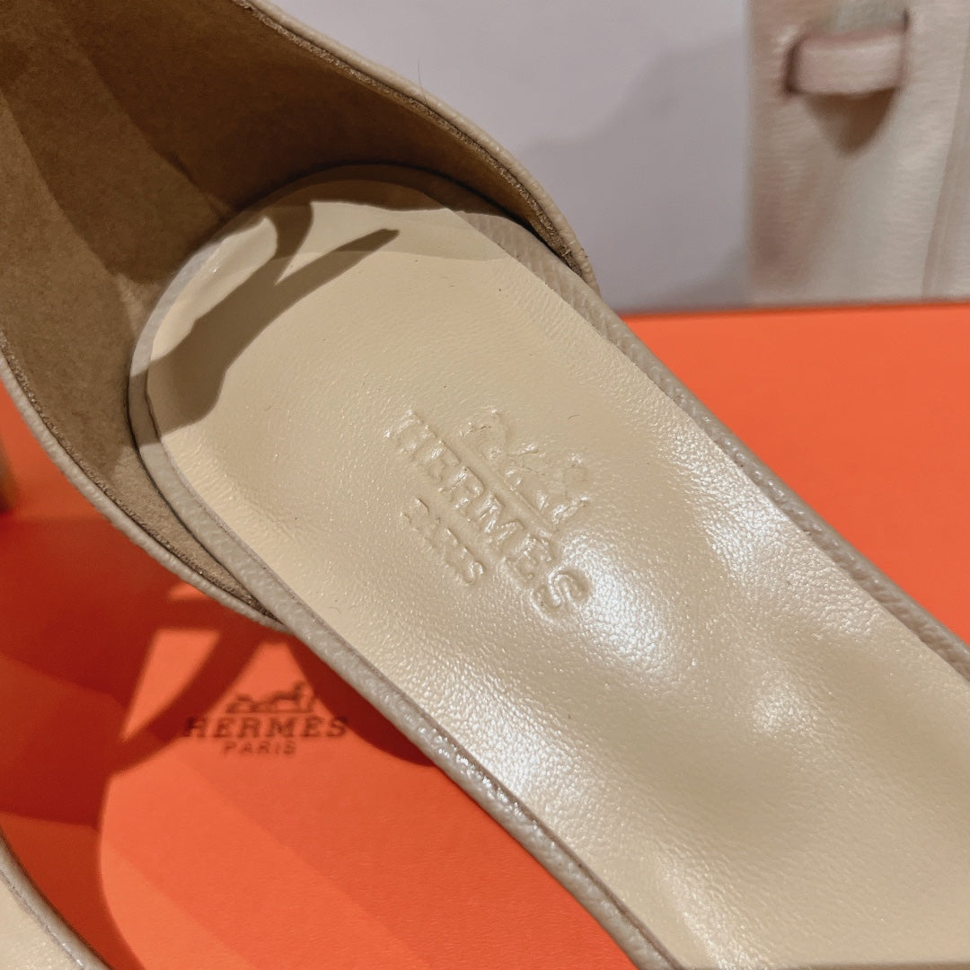 HERMES PREMIERE 70 SANDAL IN SAND BROWN CALFSKIN