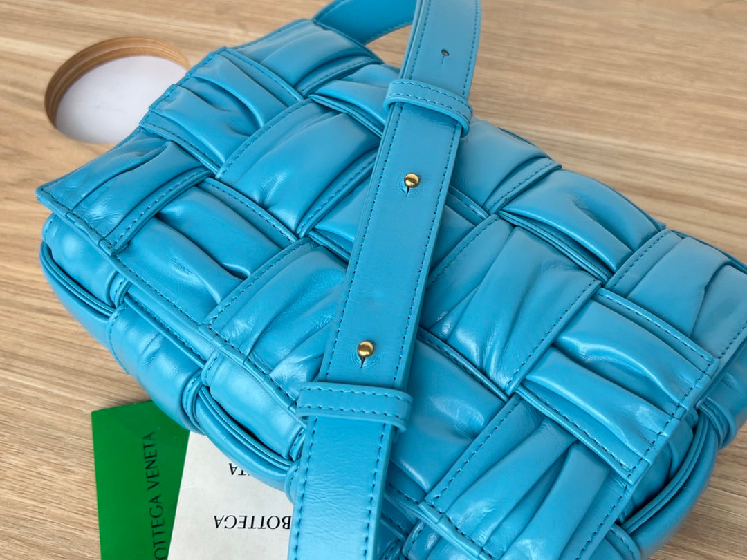 BOTTEGA VENETA CASSETTE 28 IN SKY BLUE SOFT LAMBSKIN