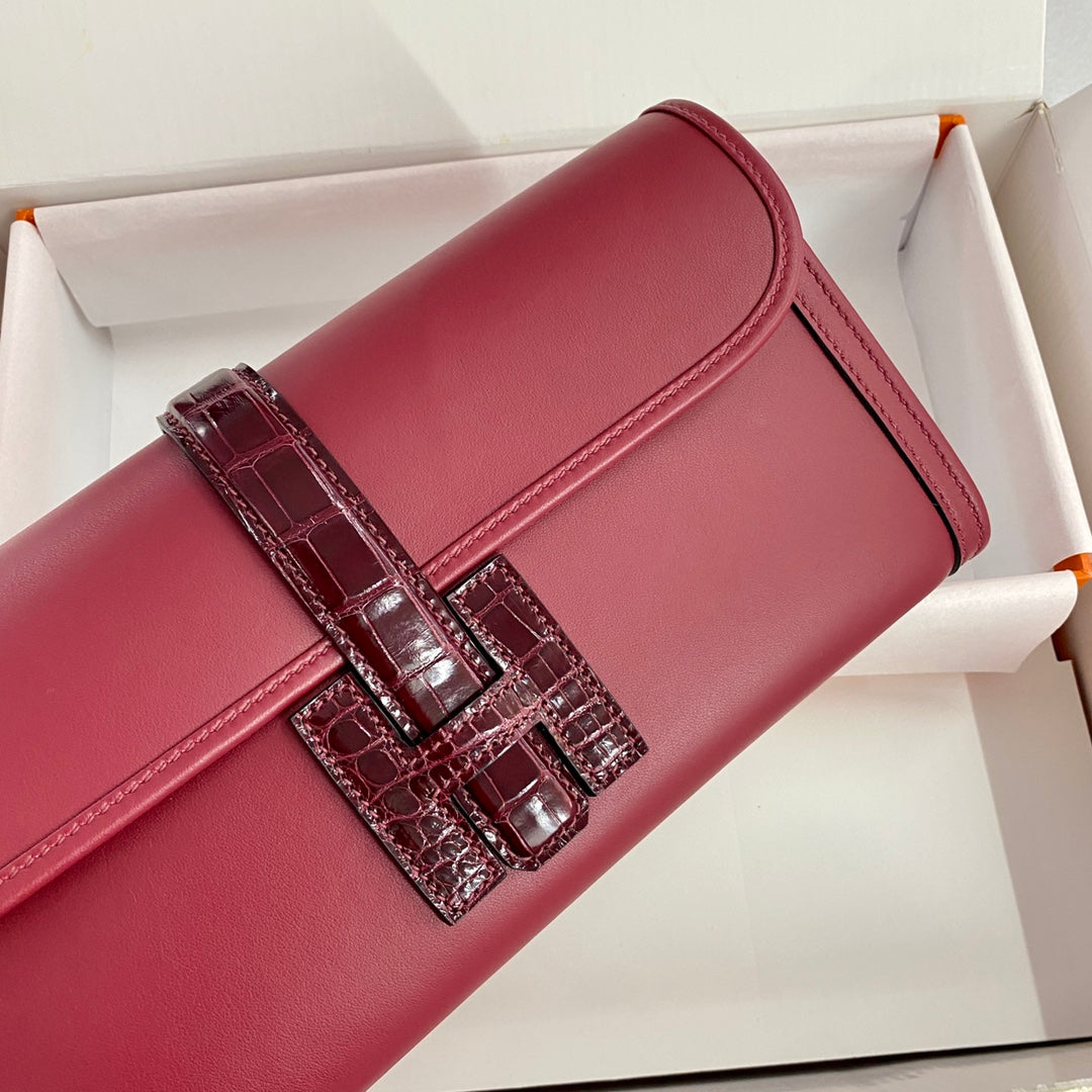 HERMES JIGE ELAN 29 CLUTCH IN CHERRY RED CALFSKIN WITH WINE RED LIZARD SKIN