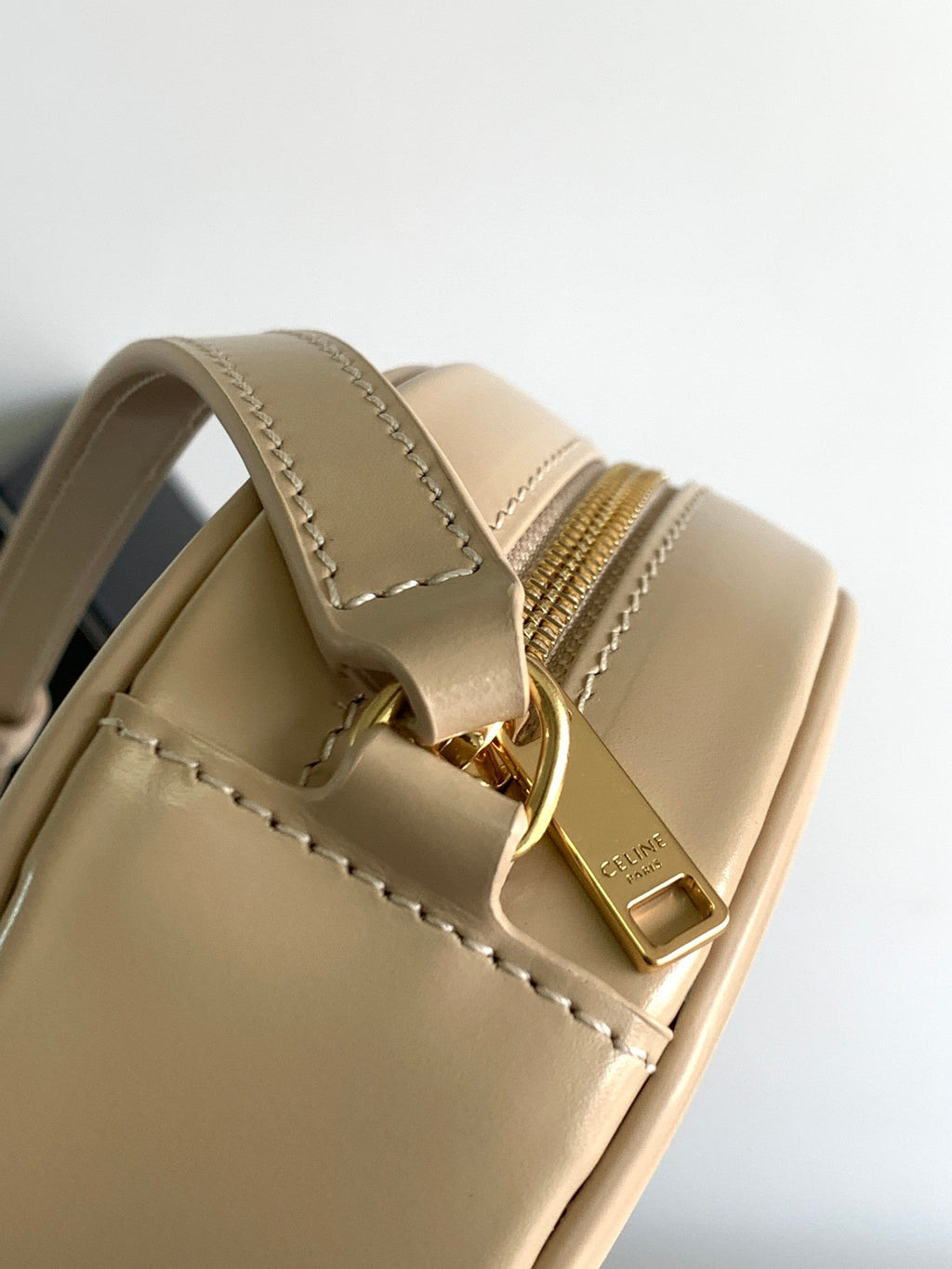 CELINE SMOOTH CALFSKIN 16 OVAL BEIGE CREAM BAG