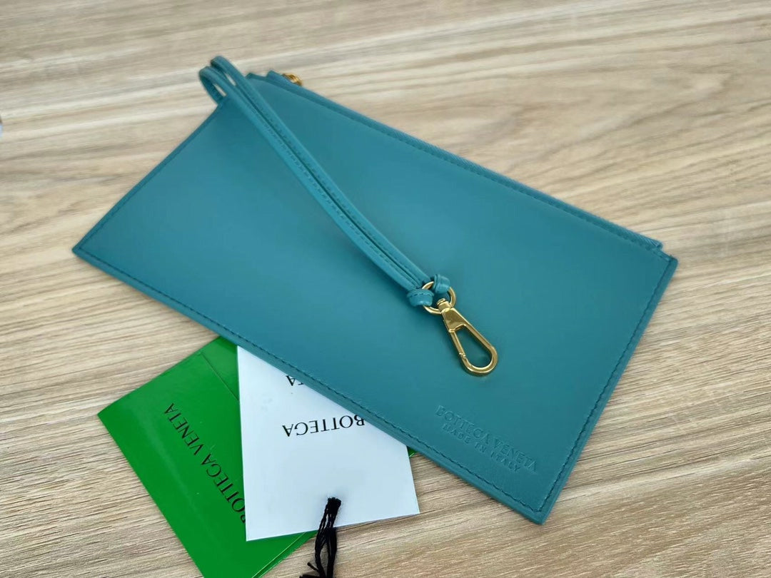 BOTTEGA VENETA SMALL CABAT 32 IN TEAL BLUE LAMBSKIN