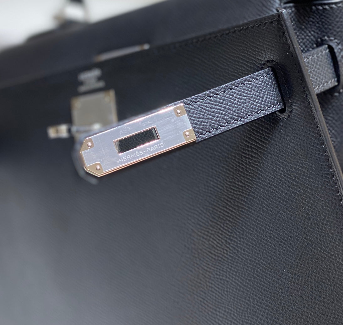 HERMES KELLY 28CM IN NOIR EPSOM CALFSKIN SILVER HARDWARE