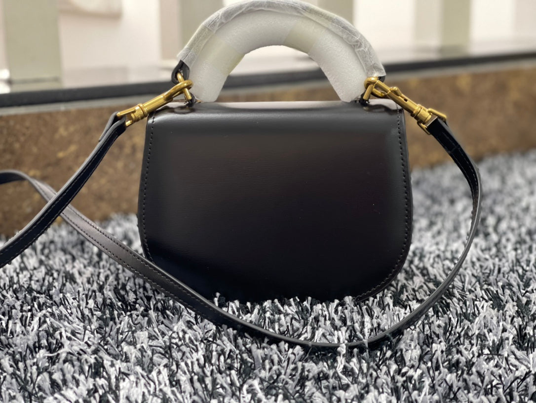 CELINE BESACE TRIPHOME 17 CALFSKIN BLACK