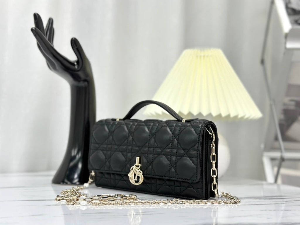 DIOR LADY CHAIN BAG 21 IN BLACK LAMBSKIN