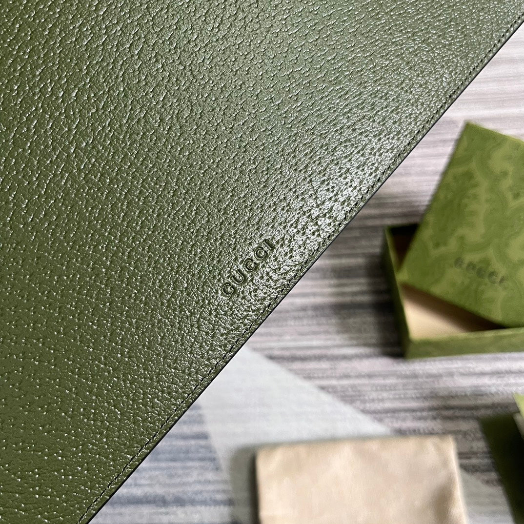 GUCCI MARMONT POUCH 30 IN ARMY GREEN LAMBSKIN