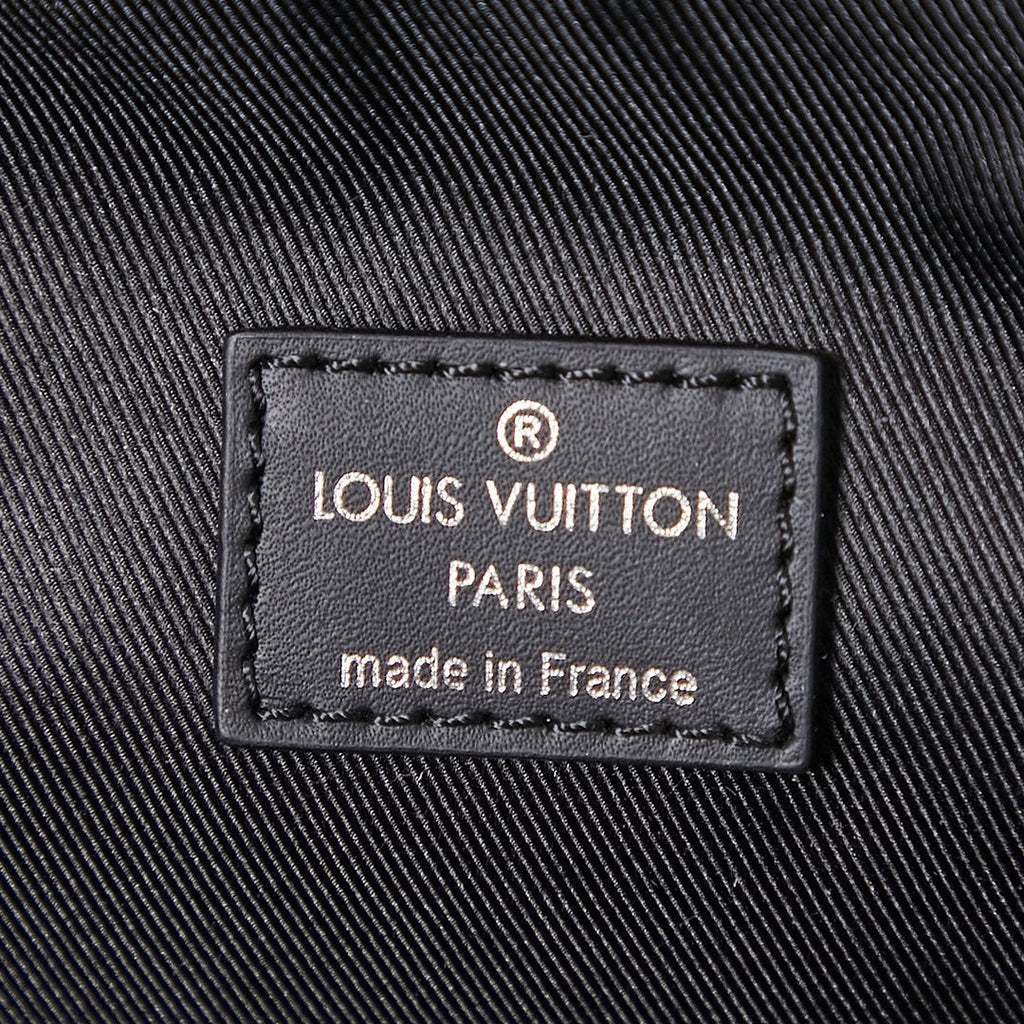 LOUIS VUITTON AVENUE SLINGBAG 31 IN BLACK MONOGRAM ECLIPSE CANVAS