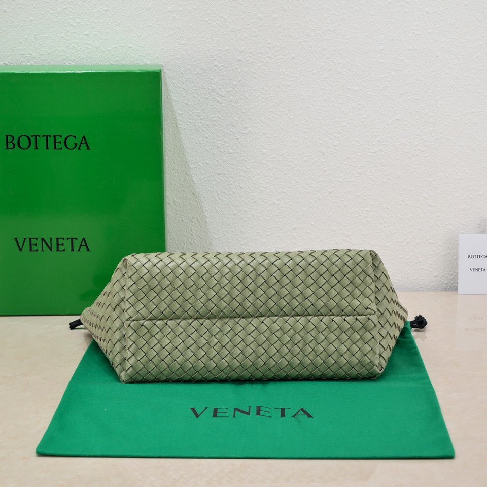 BOTTEGA VENETA Large Cabat 45cm Light Green Lambskin Ghw