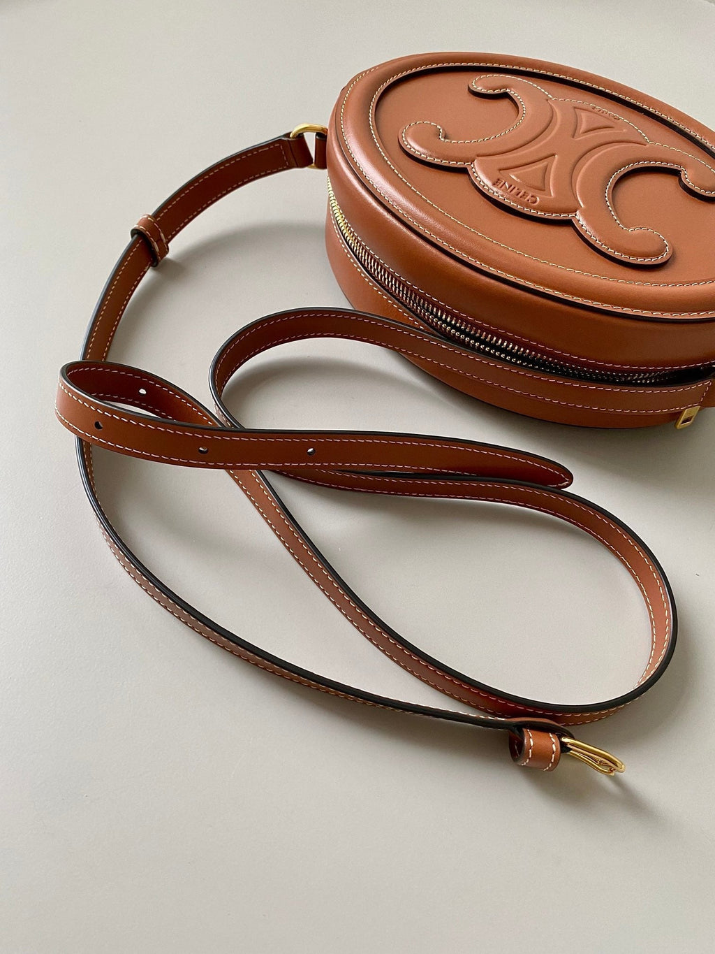 CELINE SMOOTH CALFSKIN 20 OVAL CINNAMON BROWN BAG