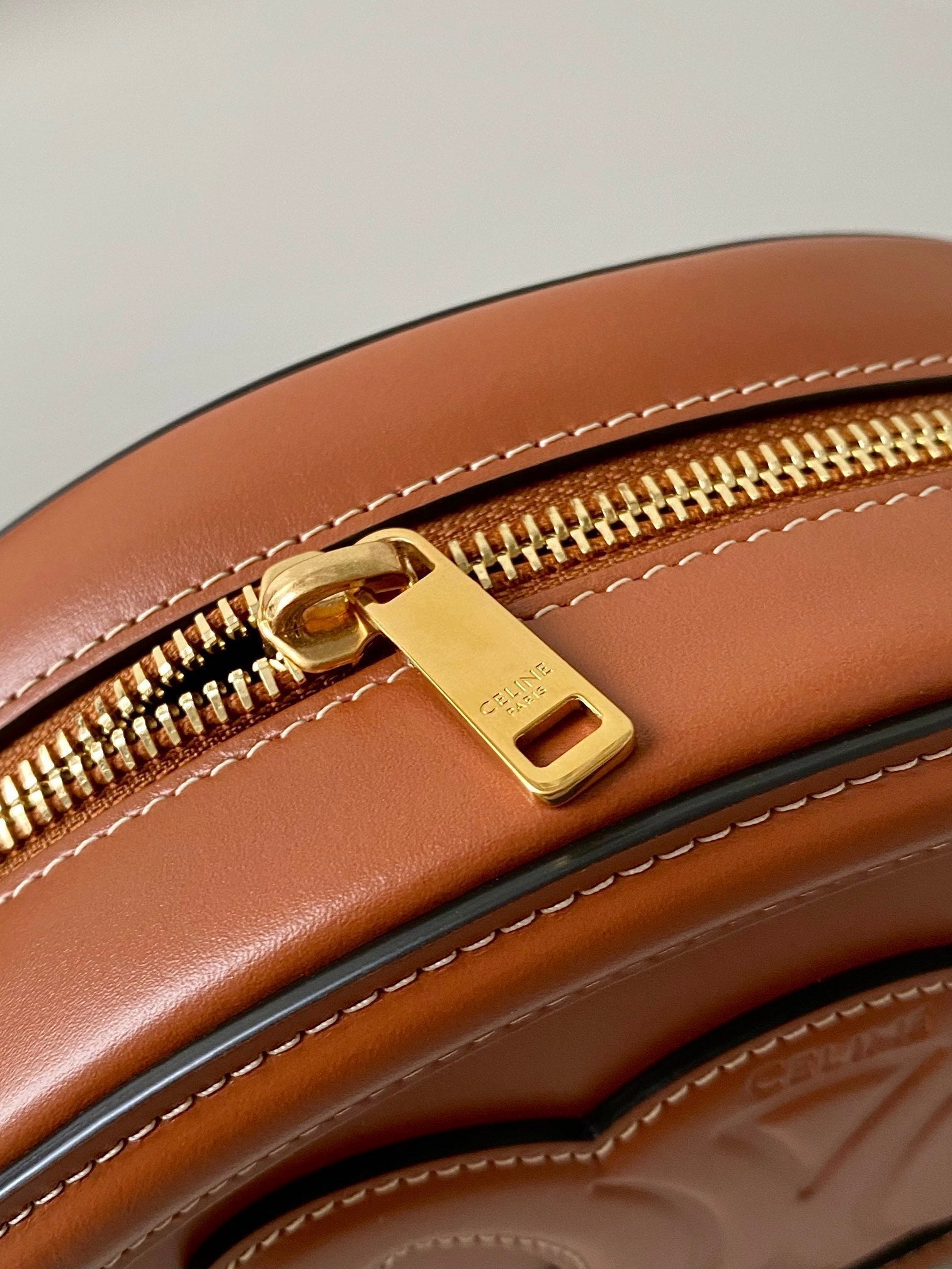 CELINE SMOOTH CALFSKIN 20 OVAL CINNAMON BROWN BAG