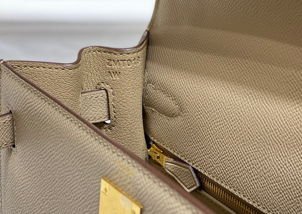 HERMES KELLY 28CM IN TRENCH EPSOM CALFSKIN GOLD HARDWARE