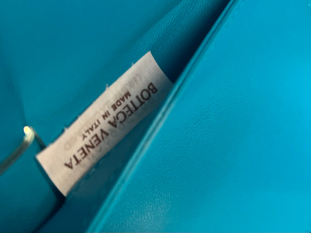 BOTTEGA VENETA SMALL ARCO TOTE 30 IN CERULEAN BLUE LAMBSKIN