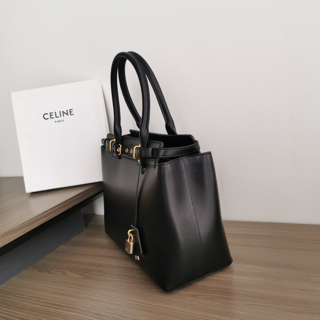 CELINE CONTI BAG 36 IN BLACK CALFSKIN GOLD HARDWARE