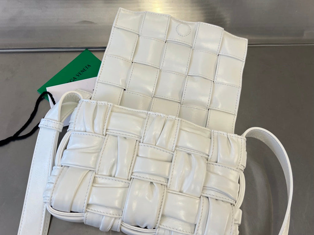 BOTTEGA VENETA MINI CASSETTE 19 IN WHITE SOFT LAMBSKIN