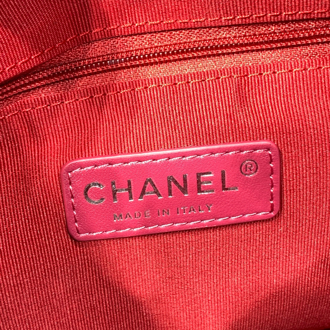 CHANEL HOBO BAG 25 WITH STRAP IN BLACK CALFSKIN GOLD AND SILVER HARDWARE