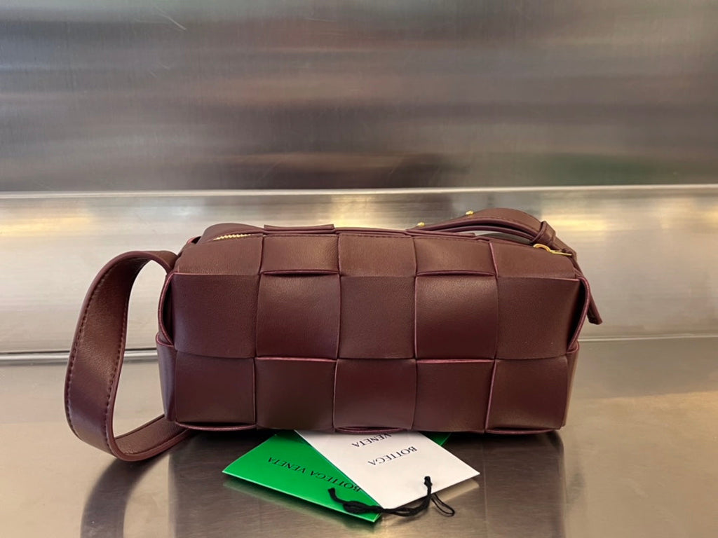BOTTEGA VENETA BRICK CASSETTE 28 IN WINE RED CALFSKIN