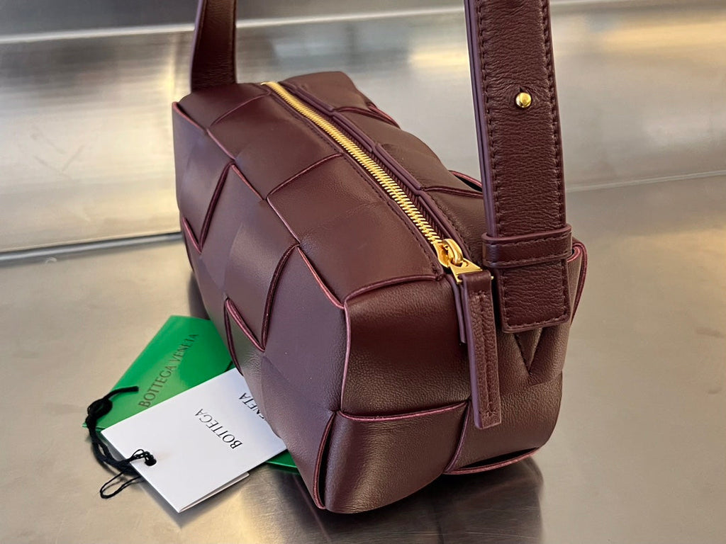 BOTTEGA VENETA BRICK CASSETTE 28 IN WINE RED CALFSKIN