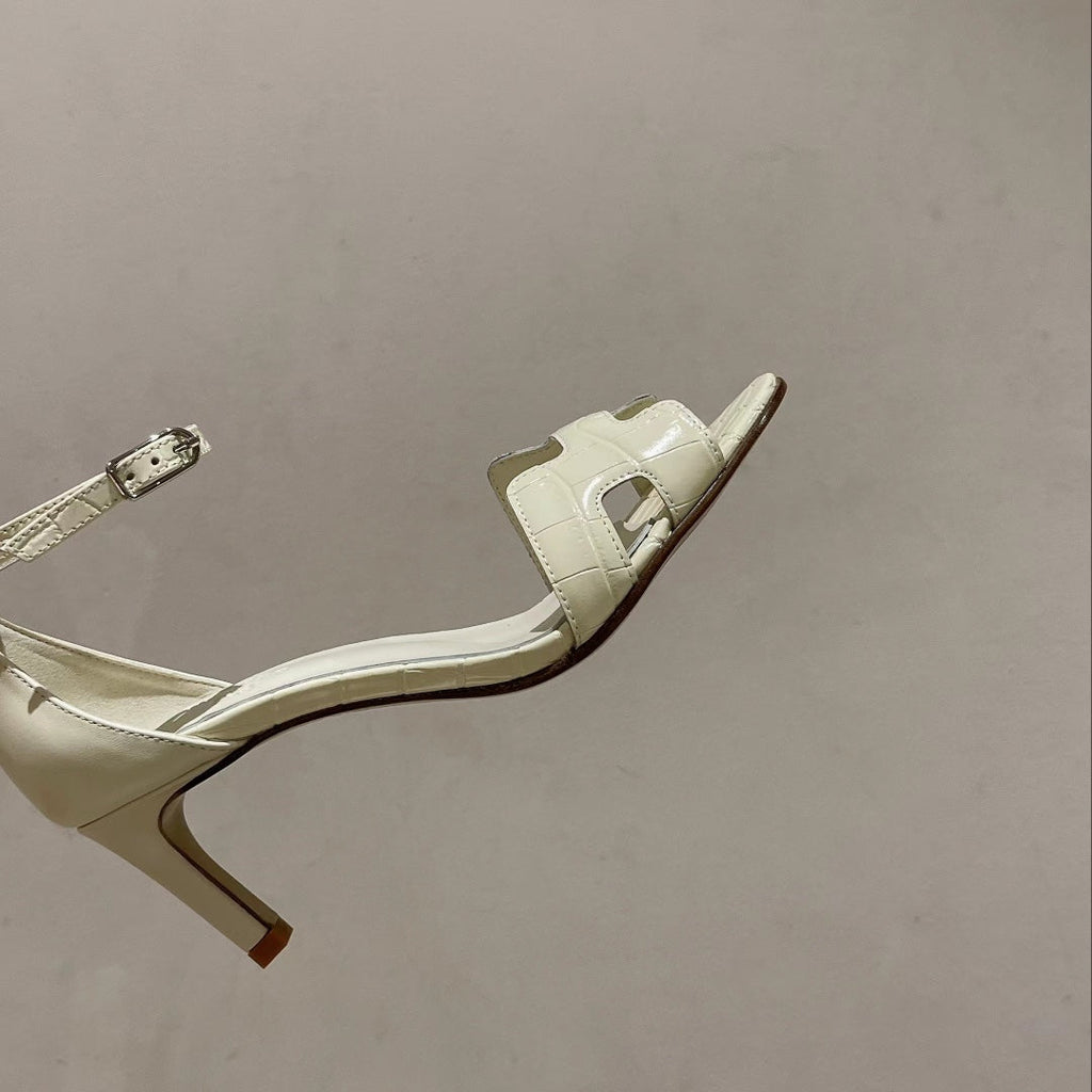 HERMES PREMIERE 70 SANDAL IN WHITE CALFSKIN