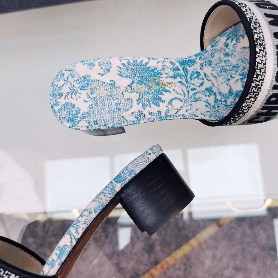 DIOR CD Mule Dway Heeled Slide 45mm Style 33