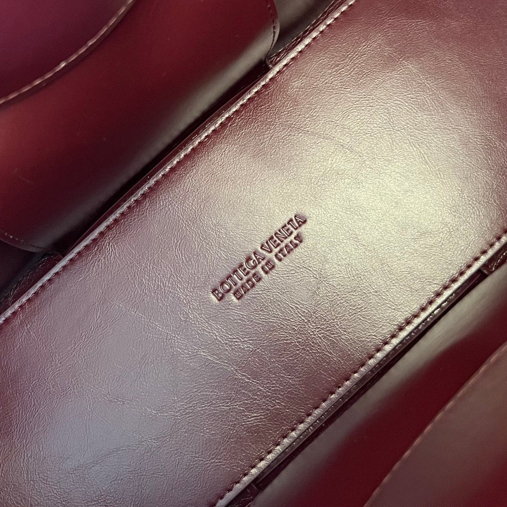 BOTTEGA VENETA SMALL ARCO TOTE 30 IN WINE RED SOFT LAMBSKIN