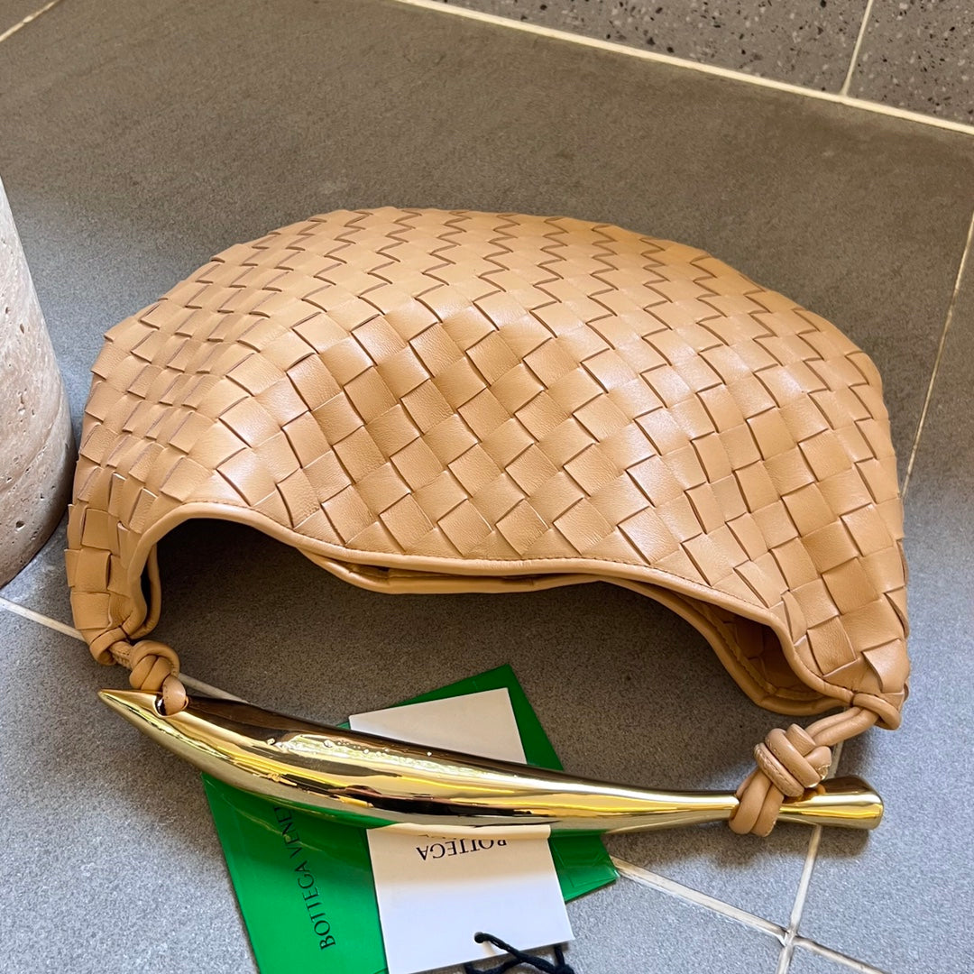 BOTTEGA VENETA SARDINE 33 WITH CHAIN IN DARK CREAM LAMBSKIN