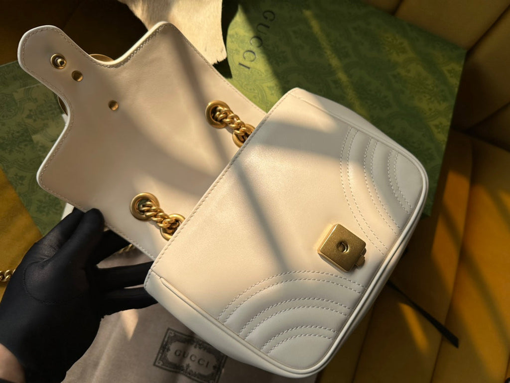 GUCCI MARMONT MINI 18 HANDBAG IN WHITE CALFSKIN