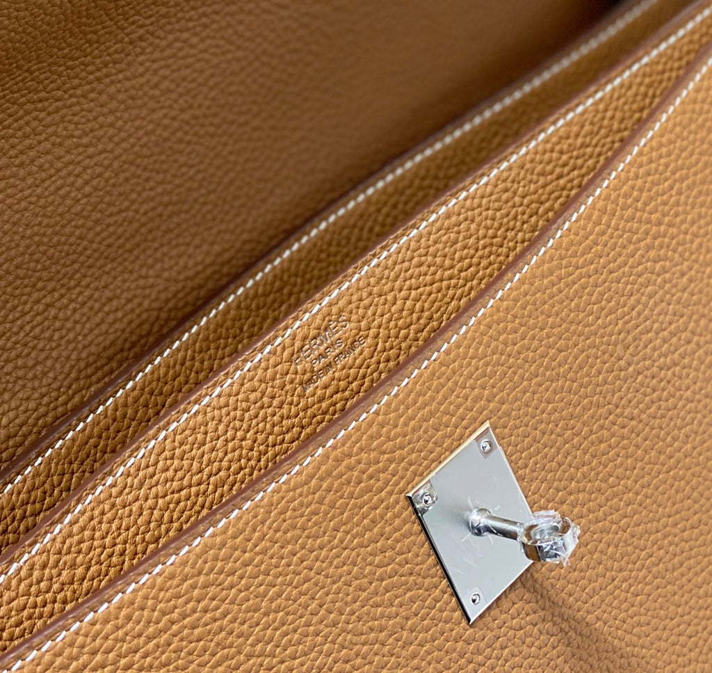 HERMES KELLY DEPECHES 38 BRIEFCASE IN GOLD TOGO CALFSKIN SILVER HARDWARE