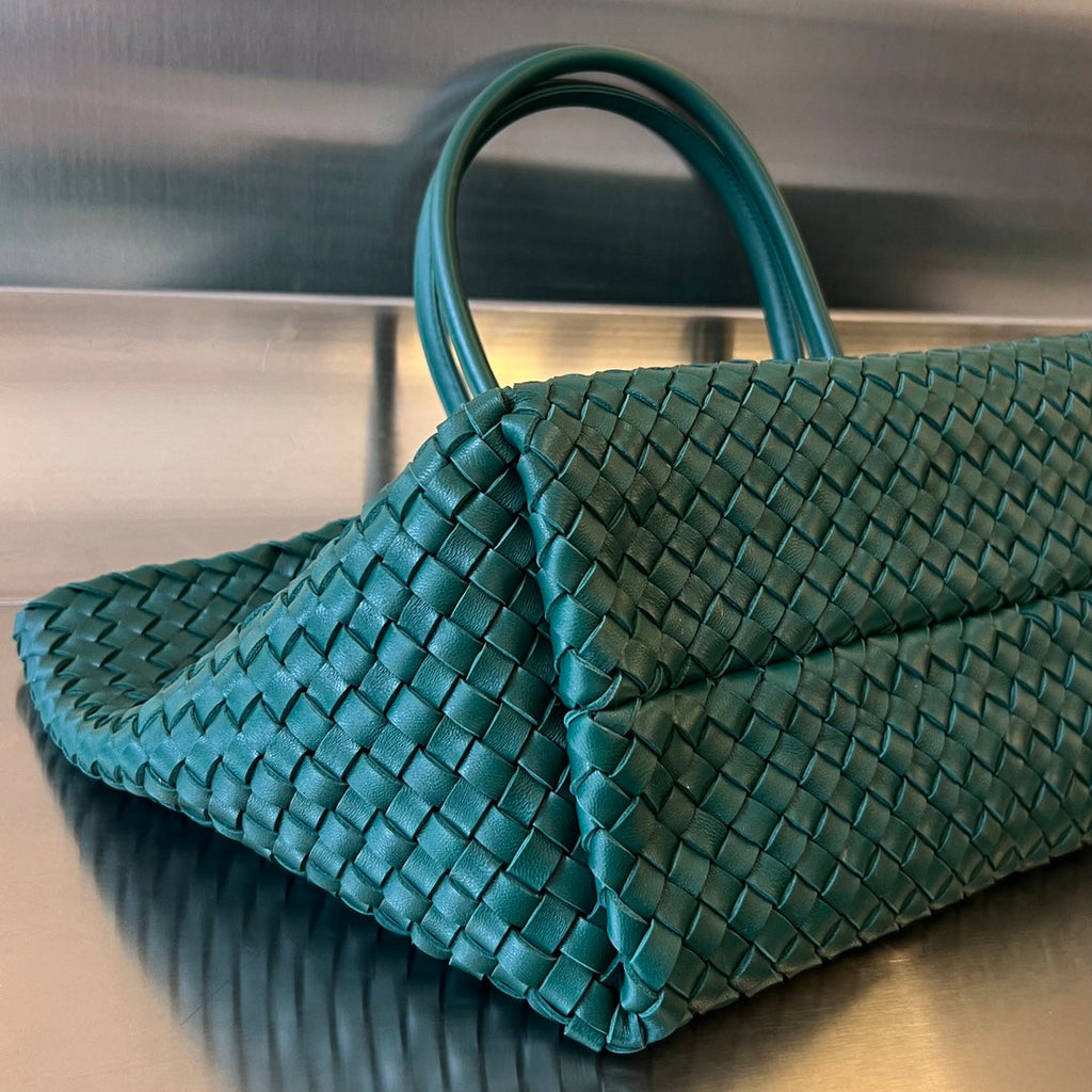 BOTTEGA VENETA LARGE CABAT 51 IN KAITOKE GREEN LAMBSKIN