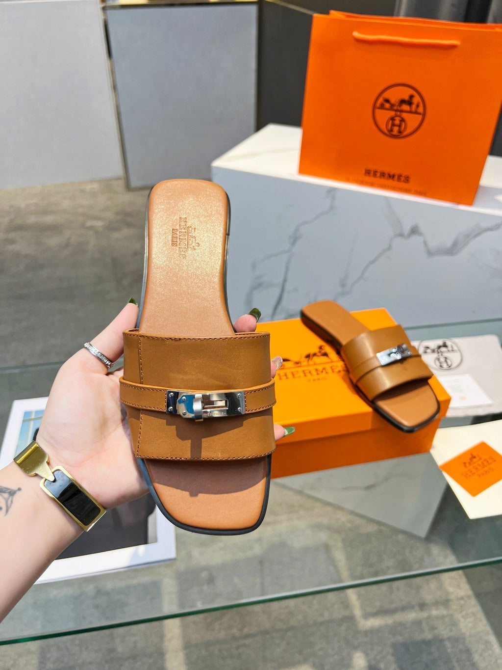HERMES Giulia Sandal Tan Calfskin