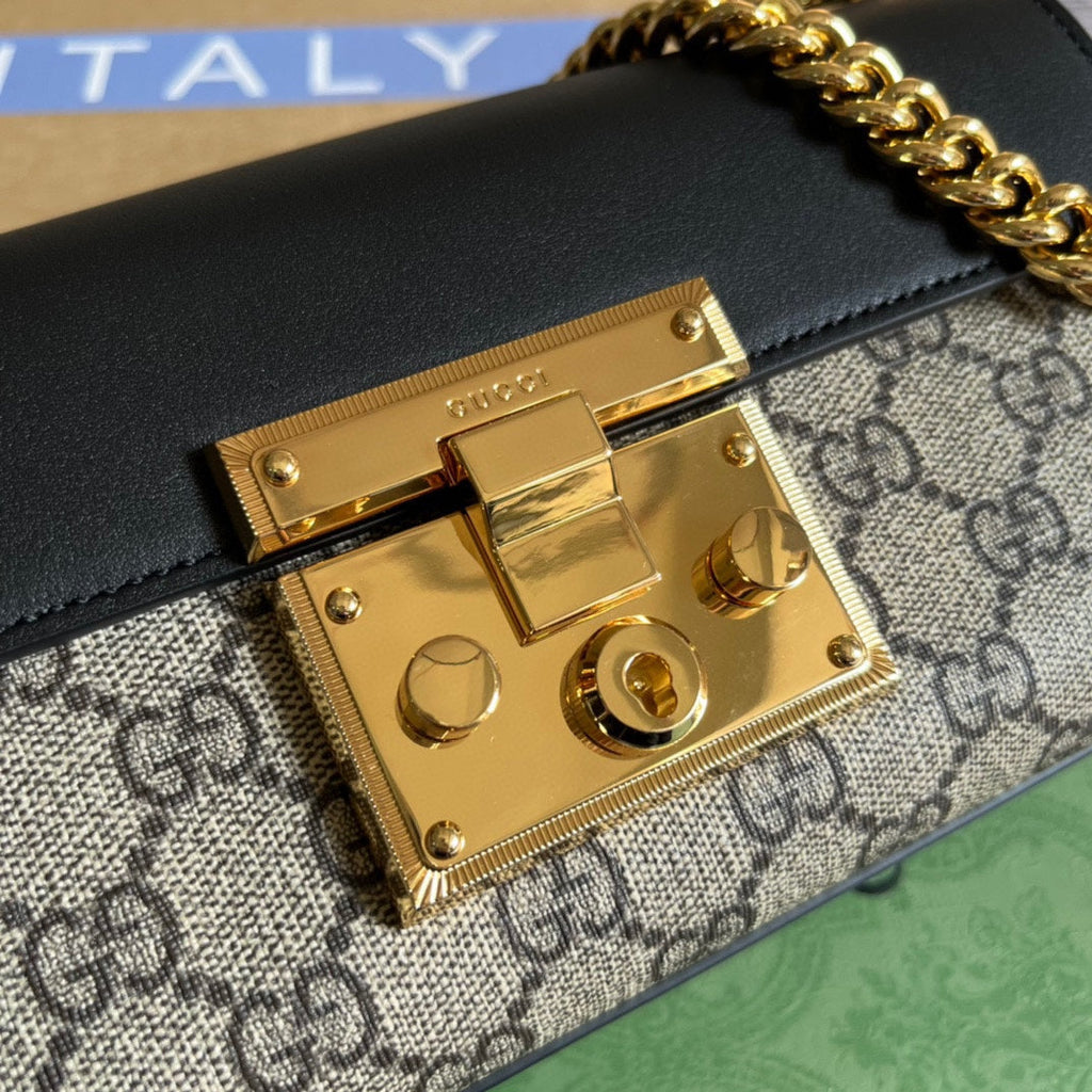 GUCCI PADLOCK 22 SMALL  BAG IN BLACK CALFSKIN AND BEIGE CANVAS