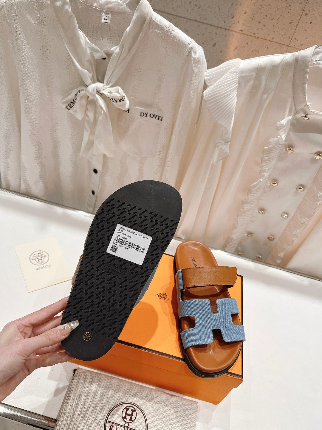 HERMES CHYPRE SANDAL BRIGHT BROWN LAMBSKIN AND BLUE DENIM