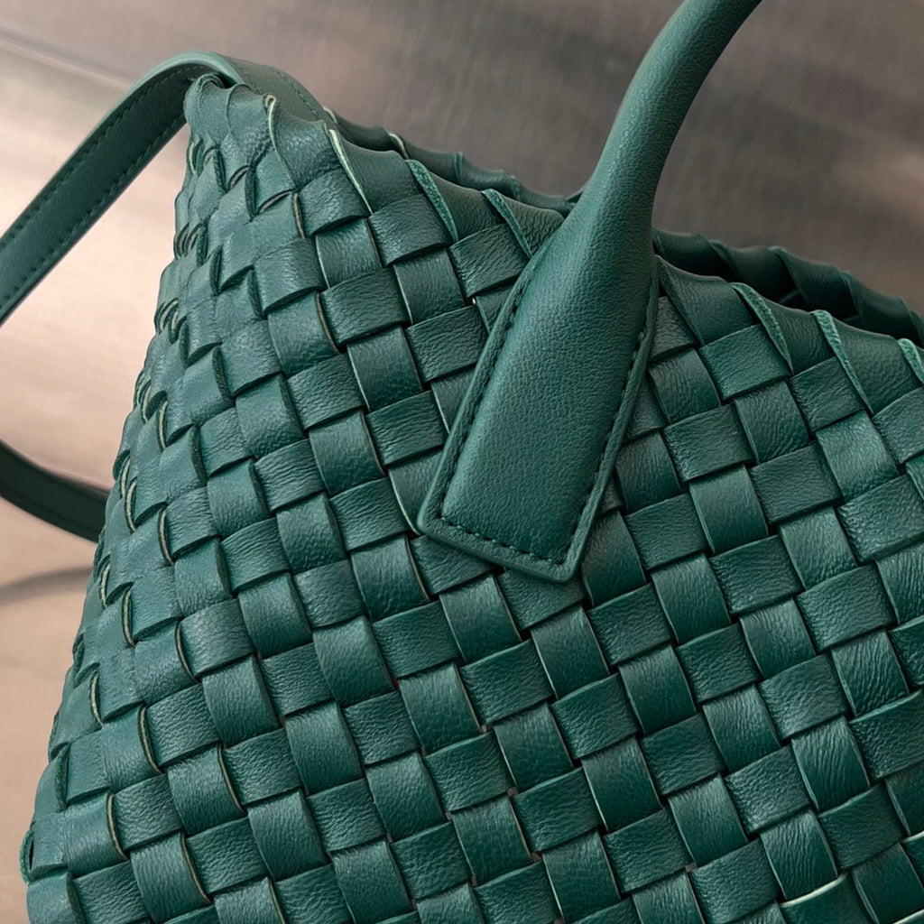 BOTTEGA VENETA MINI CABAT 20 IN KAITOKE GREEN LAMBSKIN