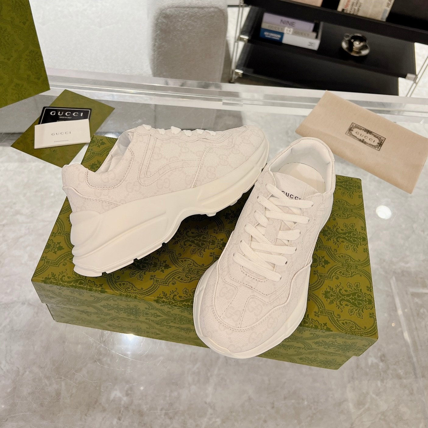 GUCCI 100 RHYTON SNEAKER Creamy White