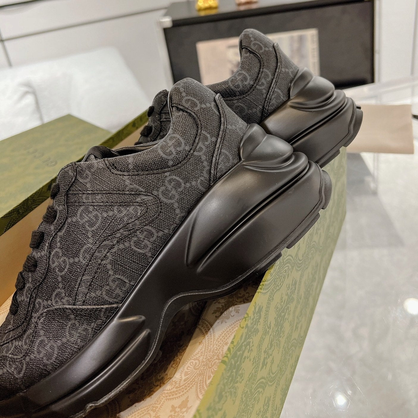 GUCCI 100 RHYTON SNEAKER Ink Black