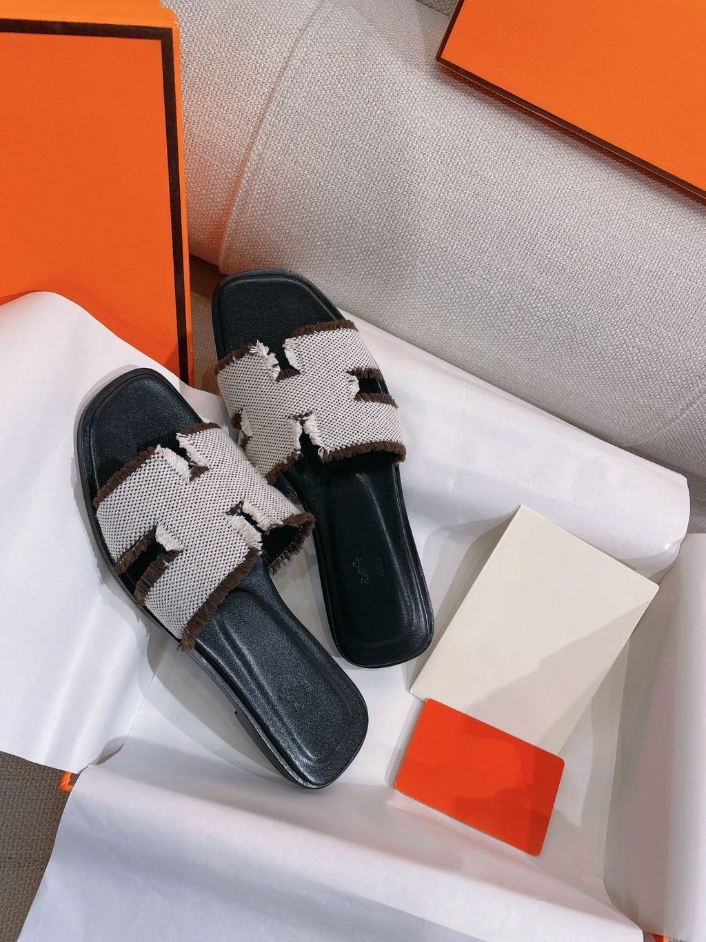 HERMES 0RAN SANDAL BLACK CANVAS