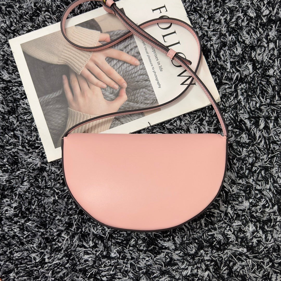 CELINE BESACE TRIPHOME 23 LIGHT PINK CALFSKIN