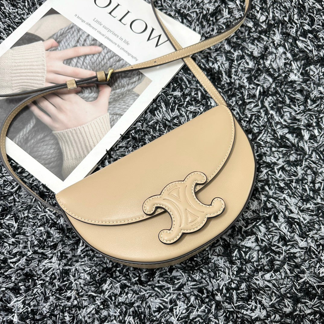CELINE BESACE TRIPHOME 23 BEIGE CREAM CALFSKIN