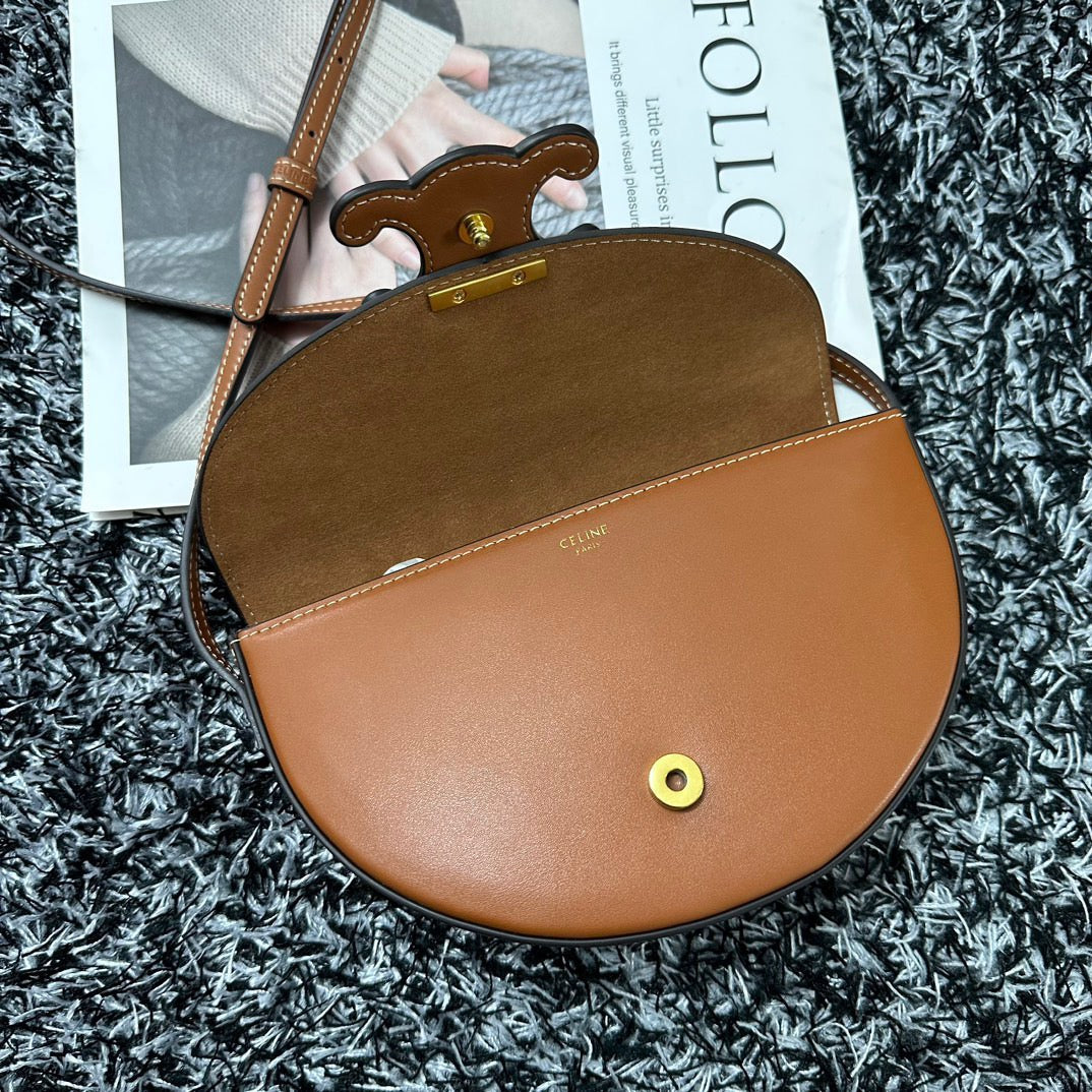 CELINE BESACE TRIPHOME 23 CINNAMON BROWN CALFSKIN