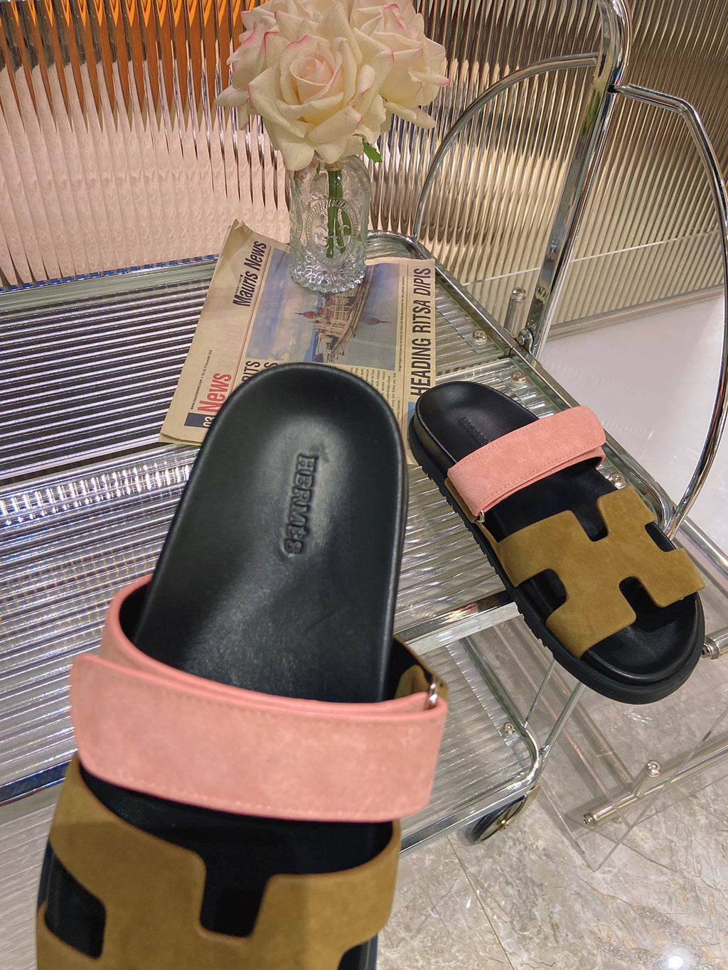 HERMES CHYPRE SANDAL ARMY MIX LIGHT PINK SUEDE