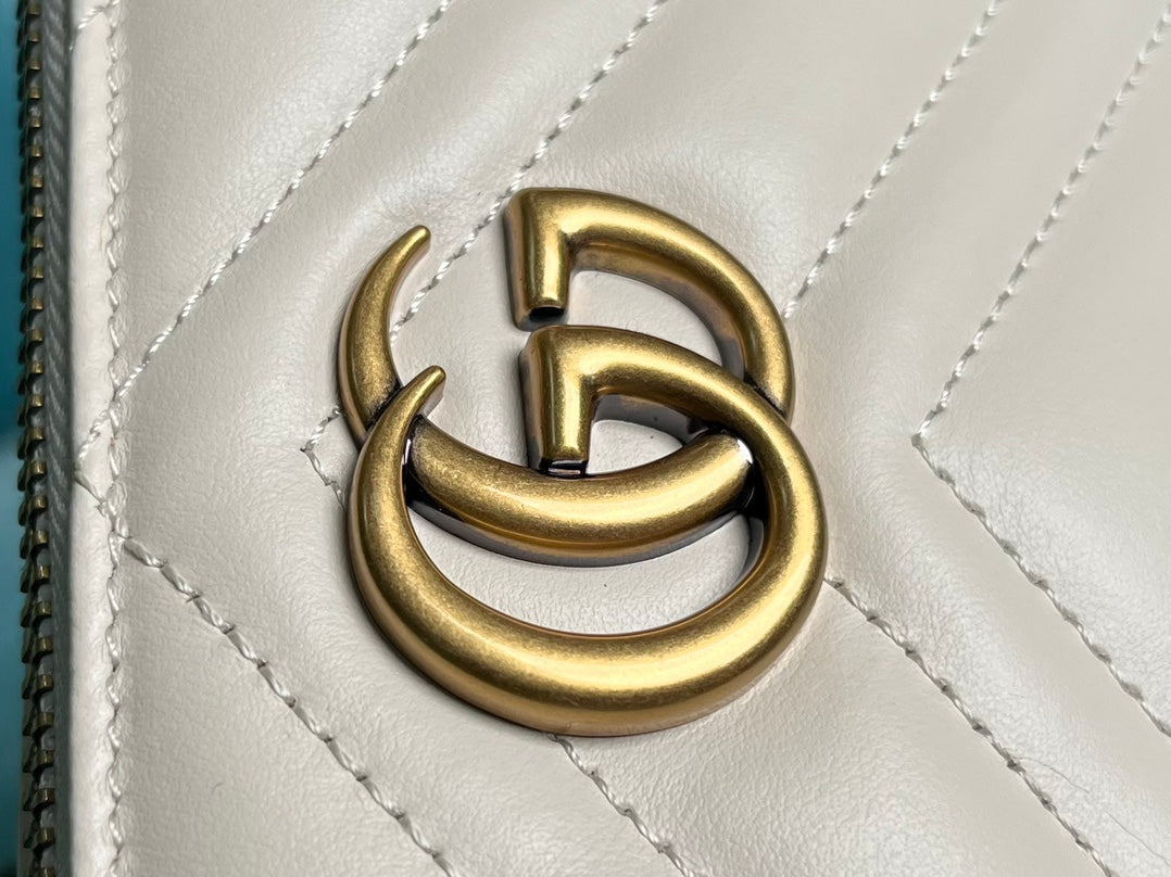 GUCCI MARMONT MINI 22 HANDBAG IN WHITE CALFSKIN