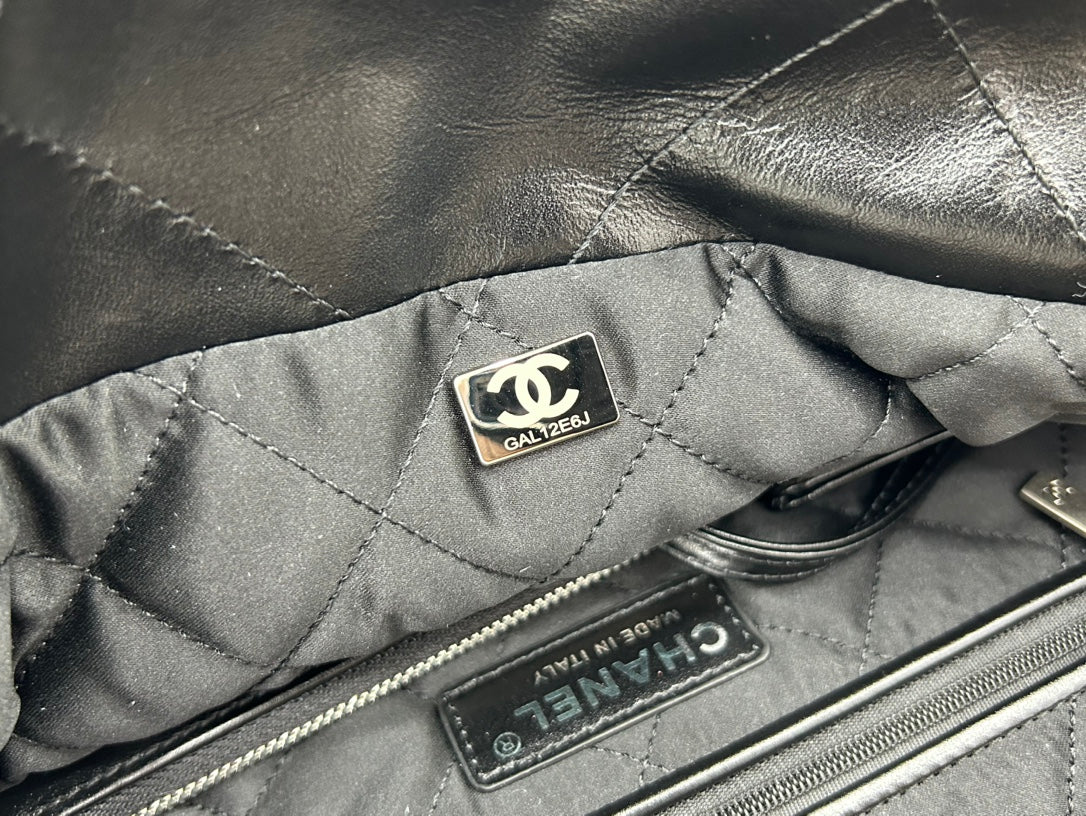 CHANEL MEDIUM 37 HANDBAG IN BLACK CALFSKIN SILVER HARDWARE