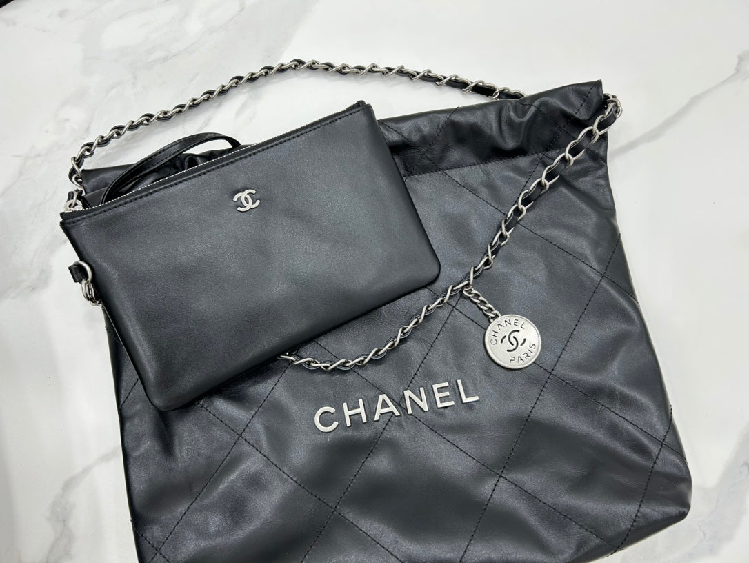CHANEL MEDIUM 37 HANDBAG IN BLACK CALFSKIN SILVER HARDWARE