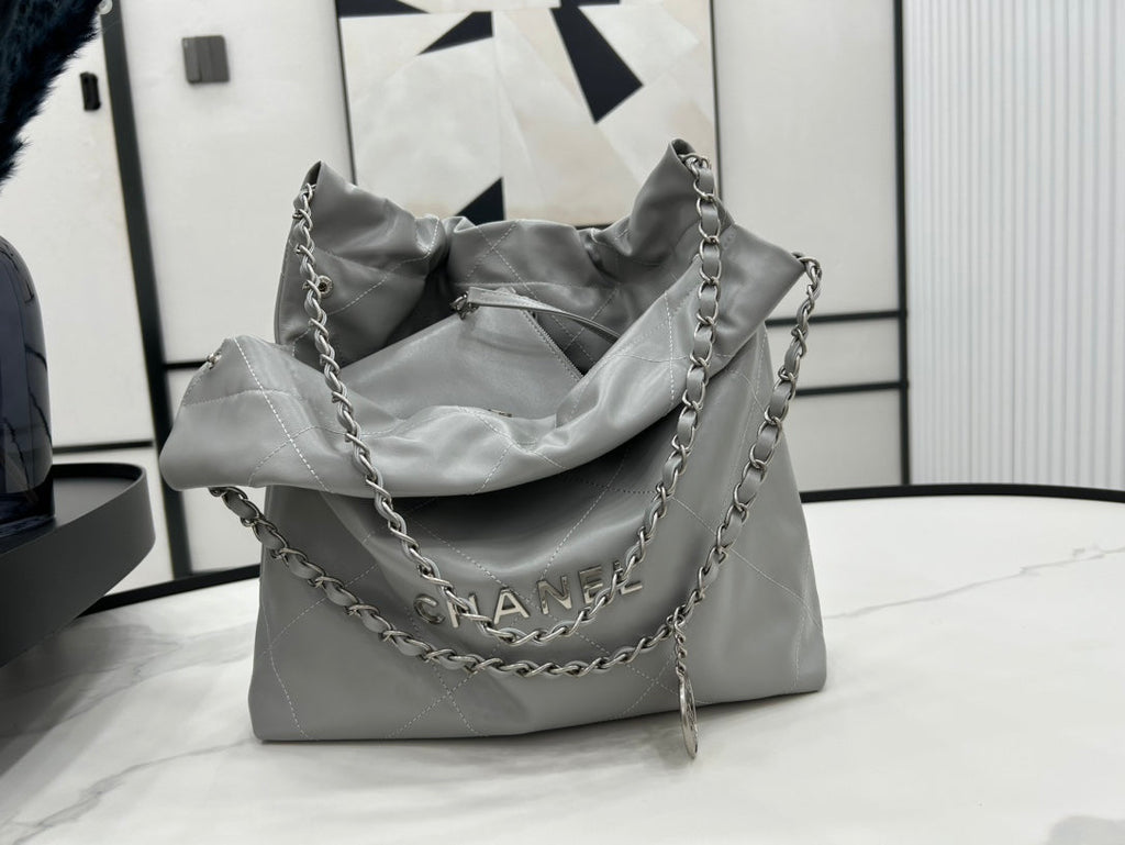 CHANEL MEDIUM 37 HANDBAG IN GREY CALFSKIN SILVER HARDWARE