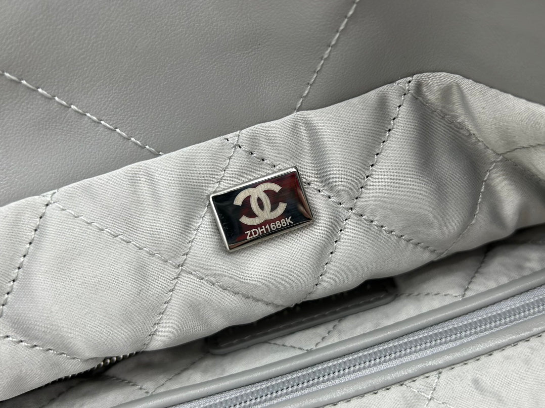 CHANEL MEDIUM 37 HANDBAG IN GREY CALFSKIN SILVER HARDWARE