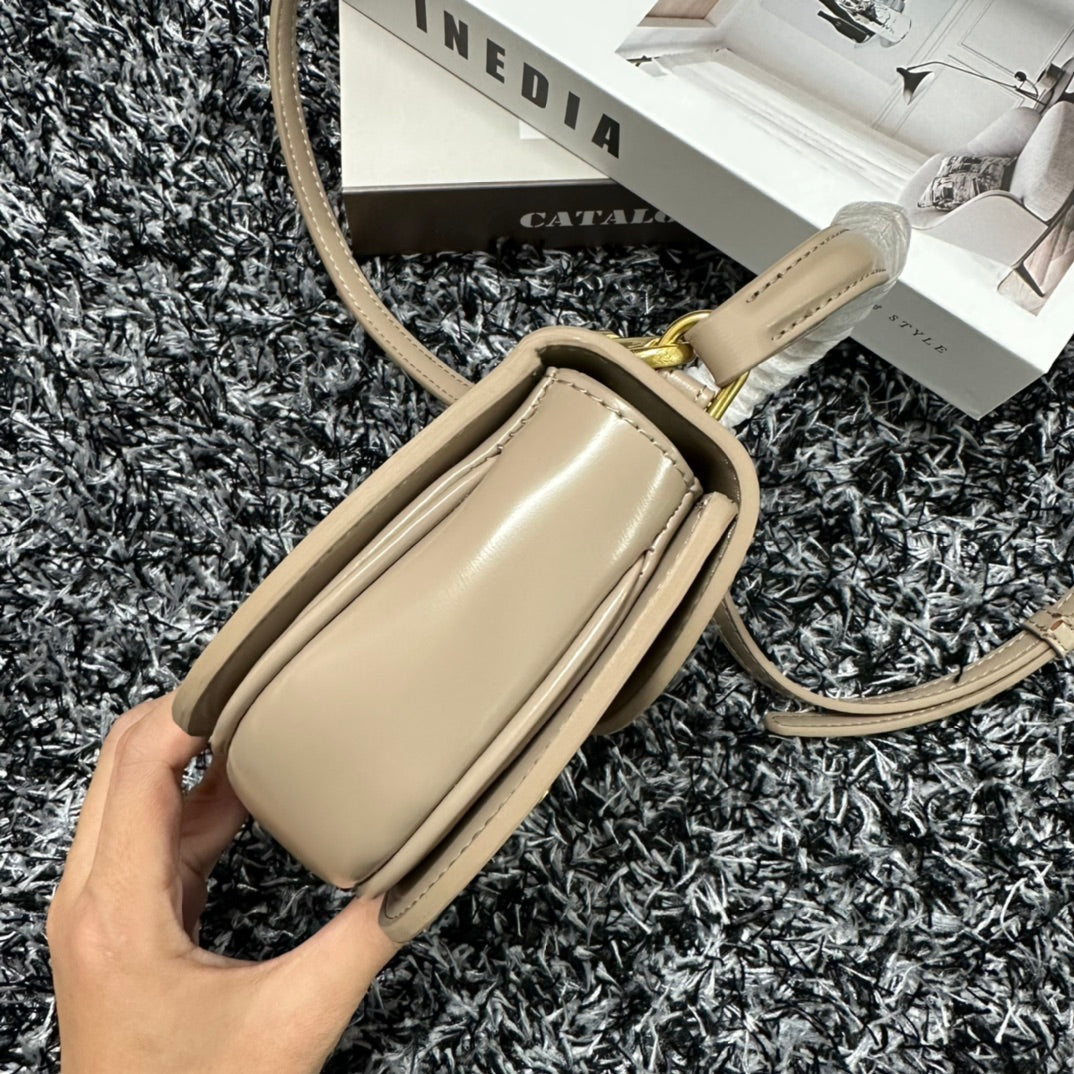 CELINE BESACE TRIPHOME 17 CALFSKIN BEIGE CREAM