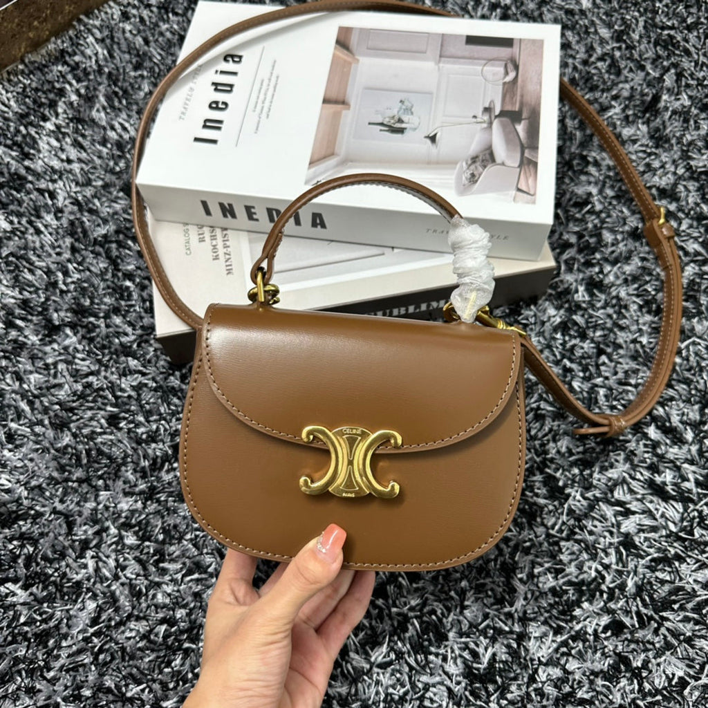 CELINE BESACE TRIPHOME 17 CALFSKIN CARAMEL BROWN