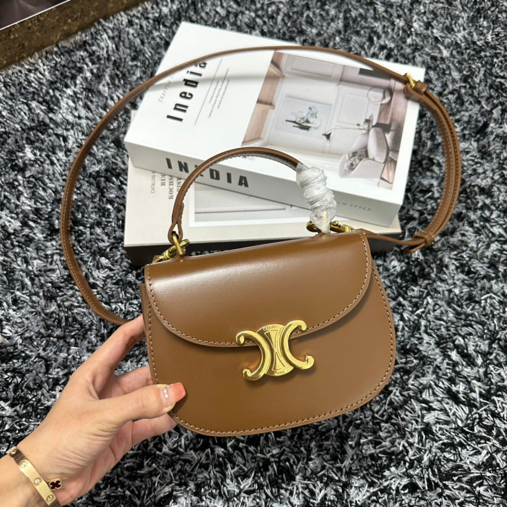 CELINE BESACE TRIPHOME 17 CALFSKIN CARAMEL BROWN