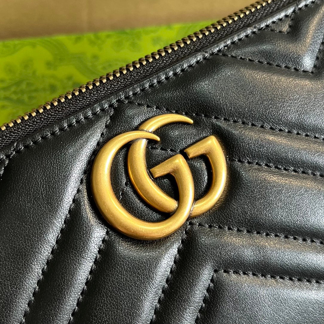 GUCCI MARMONT SMALL 23 HANDBAG IN BLACK CALFSKIN WITH GOLDEN LOGO