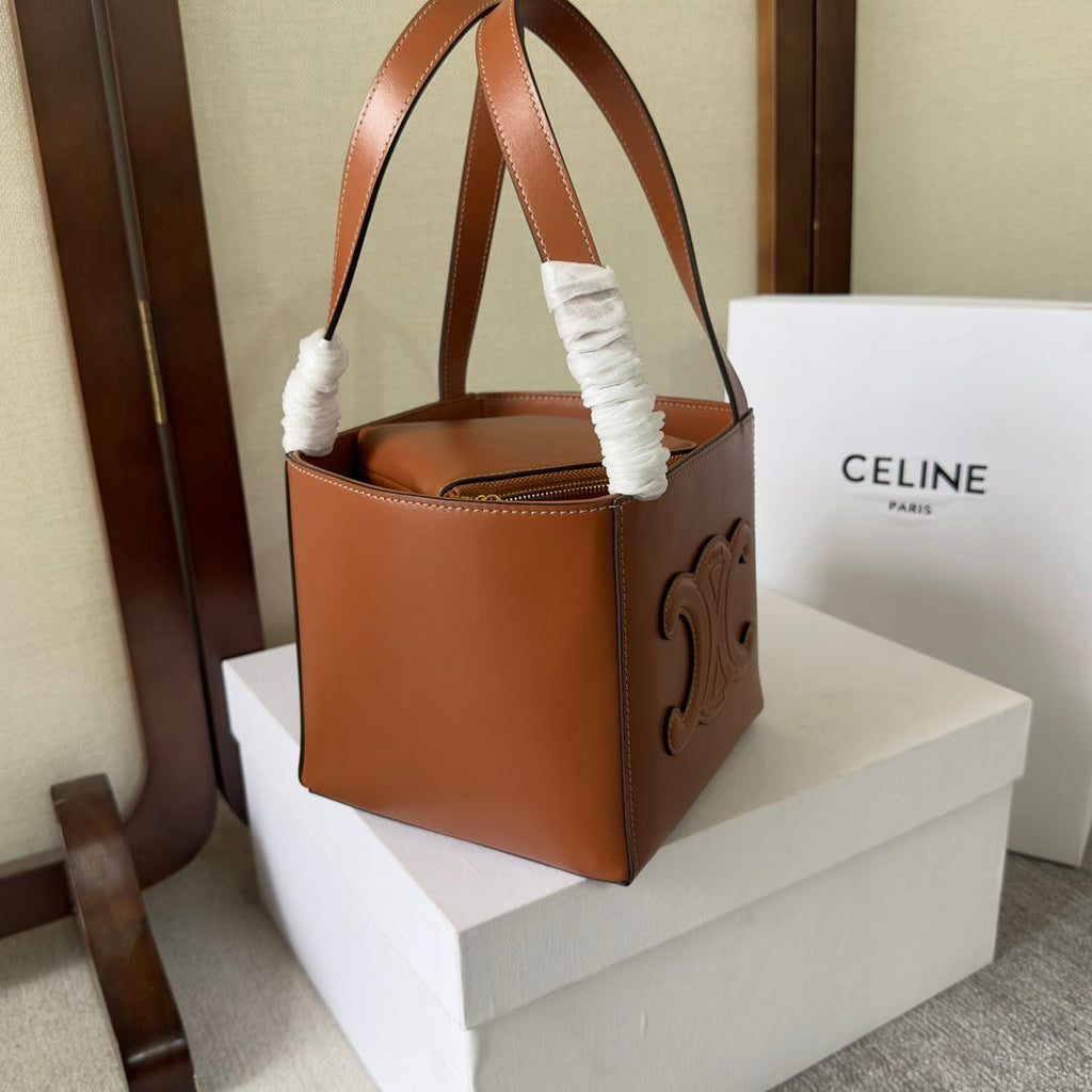 CELINE CUIRTRIOMPHE 15 BROWN IN STOCK JAPAN HANDBAG CALFSKIN