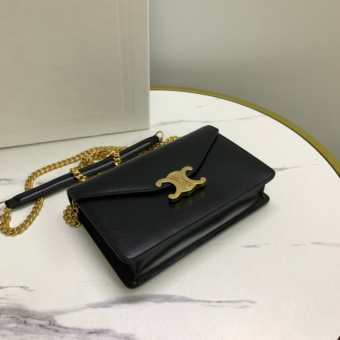CELINE WALLET ON CHAIN MARGO 19 IN BLACK SMOOTH CALFSKIN GOLD HARDWARE